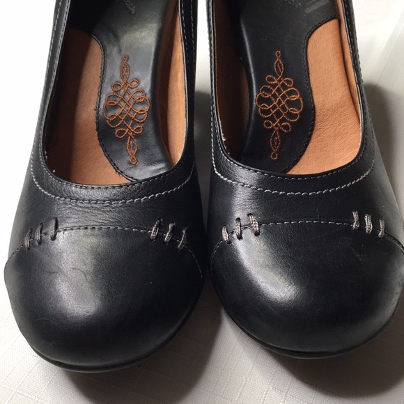 Sold NORDSTROM Be comfortable  by BLONDO black leather pump - Picture 5 of 8